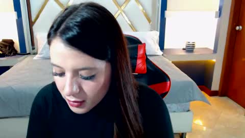 Estefany Martinez Acua INSTAGRAM ema 04oficial online show from 10-25-25, 12:40