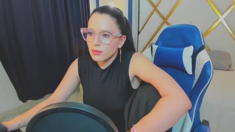 Estefany Martinez Acua INSTAGRAM ema 04oficial online show from 05-25-26, 08:04
