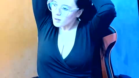 Estefany Martinez Acua INSTAGRAM ema 04oficial online show from 06-09-26, 09:37