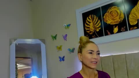 ema garcia  online show from 09-22-25, 01:35