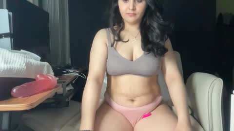 Ema Love online show from 02-04-26, 03:23