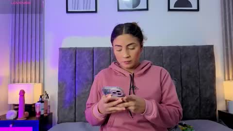 Ema online show from 11-11-25, 10:10