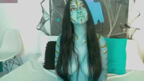 Ema Delacroix online show from 10-11-25, 06:28