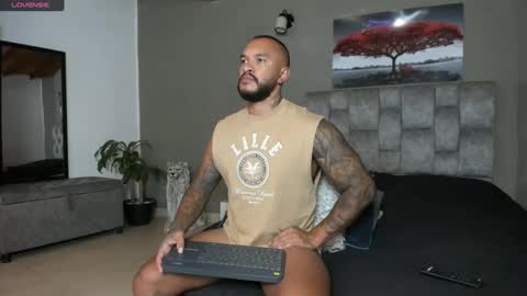Snapshot of emanuelspencer chatting on 01-31-25, 07:29 emanuelspencer online show from 01-31-25, 07:29