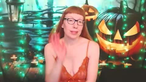 Snapshot of ember_starleena chatting on 10-26-25, 05:08 Ember Starleena online show from 10-26-25, 05:08