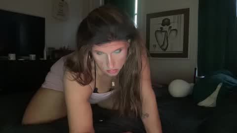 emberrrose87 online show from 04-24-26, 10:39