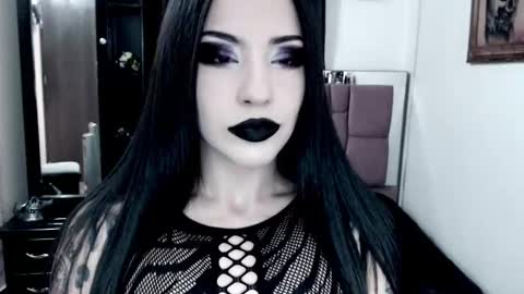 Snapshot of emearld_black chatting on 09-12-25, 05:29 Emerald Black online show from 09-12-25, 05:29