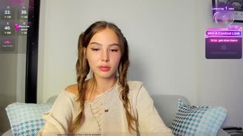 Emmy the sly little fox HTP is open an unforgettable show awaits you. I undress in private online show from 01-14-25, 08:26