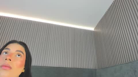 emelie_89 online show from 11-26-25, 11:33