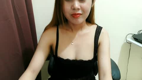 emely_18 online show from 07-12-26, 01:18
