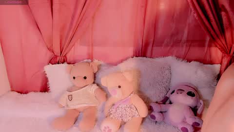 Emely Rous online show from 12-20-24, 05:14