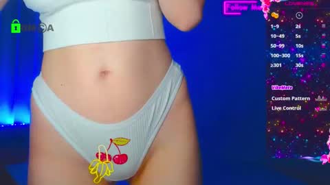 Emely online show from 10-17-25, 04:59