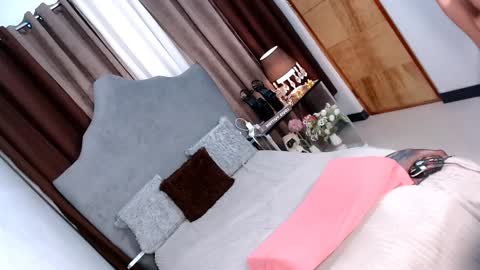 Samara online show from 01-16-25, 05:12