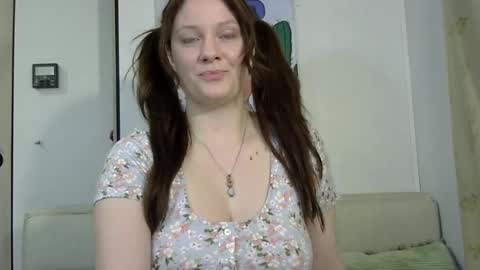 EmerieSkye online show from 03-10-25, 05:29
