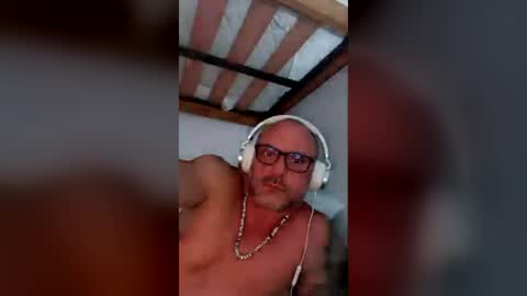 emersonfilho online show from 07-05-26, 01:56