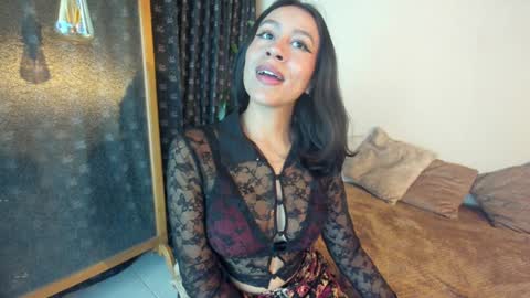 Snapshot of emigomez_ chatting on 02-06-25, 01:16 Emilia Gomez online show from 02-06-25, 01:16