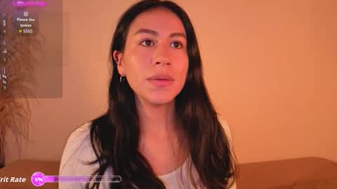 Snapshot of emigomez_ chatting on 10-12-25, 04:17 Emilia Gomez online show from 10-12-25, 04:17