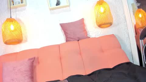 Emily online show from 11-28-25, 12:08