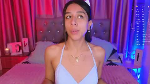 Snapshot of emiiscoot_1 chatting on 05-06-26, 03:02 Emily online show from 05-06-26, 03:02