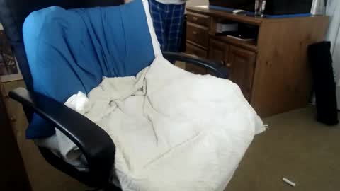 Snapshot of emil_karpo chatting on 12-22-25, 03:53 Terrance1st online show from 12-22-25, 03:53