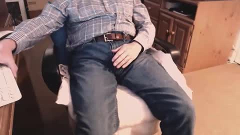 Snapshot of emil_karpo chatting on 02-04-26, 03:18 Terrance1st online show from 02-04-26, 03:18