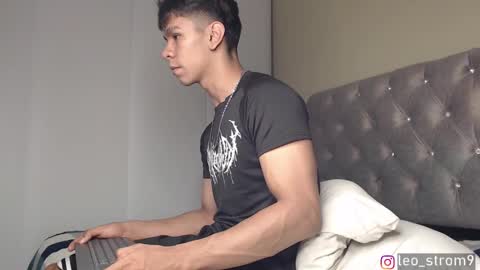 Snapshot of emile_239 chatting on 12-15-24, 05:13 emile_239 online show from 12-15-24, 05:13