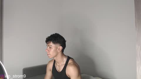 Snapshot of emile_239 chatting on 03-11-25, 04:21 emile_239 online show from 03-11-25, 04:21