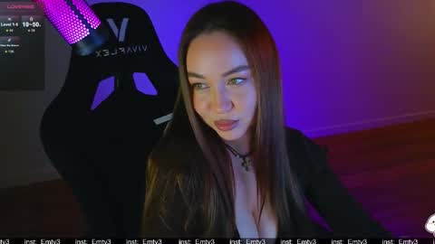 Emili online show from 03-23-26, 10:19