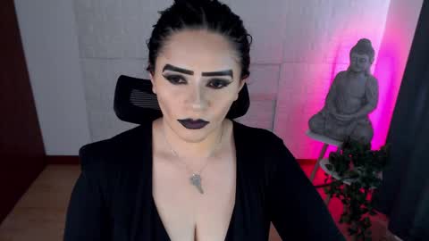 POWERFULL GODDESS EMILI online show from 09-10-25, 07:03