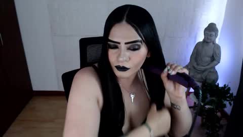 POWERFULL GODDESS EMILI online show from 10-21-25, 04:51