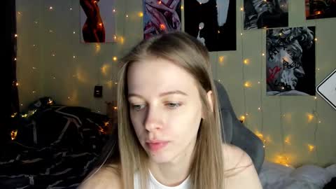 emili_sweet__ online show from 02-12-25, 03:16