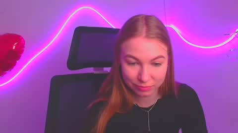 Emilia online show from 03-11-25, 09:13