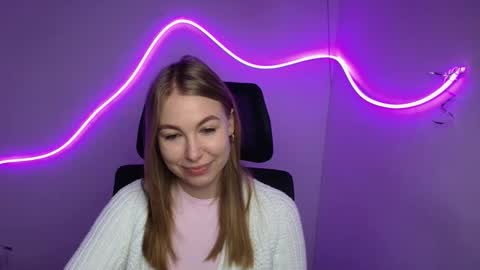 Emilia online show from 10-01-25, 05:35