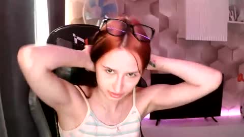 Snapshot of emilia_jack_carvel chatting on 07-20-26, 02:04 emilia_jack_carvel online show from 07-20-26, 02:04