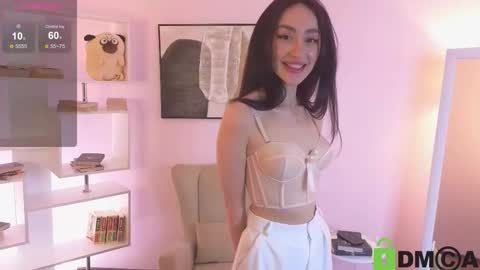 Snapshot of emilia_sanders chatting on 12-14-25, 06:45 Tracy online show from 12-14-25, 06:45