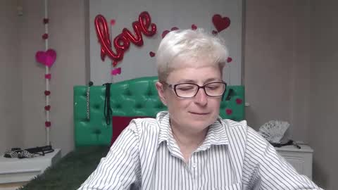 EmiliaGree online show from 09-10-25, 05:13