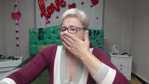 EmiliaGree online show from 09-27-25, 05:40