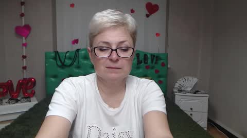 EmiliaGree online show from 11-19-25, 06:19