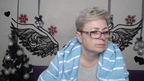 Snapshot of emiliagree chatting on 01-07-26, 06:32 EmiliaGree online show from 01-07-26, 06:32