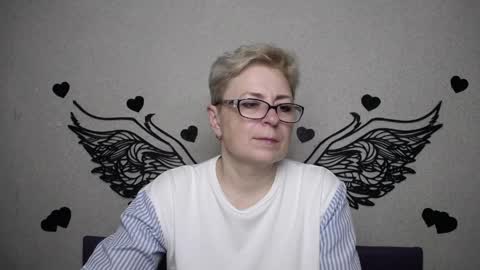 EmiliaGree online show from 04-01-26, 05:21