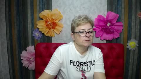 Snapshot of emiliagree chatting on 05-09-26, 05:18 EmiliaGree online show from 05-09-26, 05:18