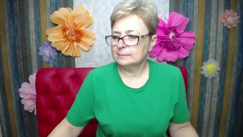 Snapshot of emiliagree chatting on 05-10-26, 05:07 EmiliaGree online show from 05-10-26, 05:07