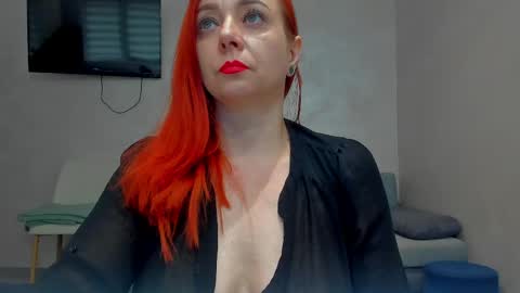 Emiliana online show from 04-20-26, 11:57