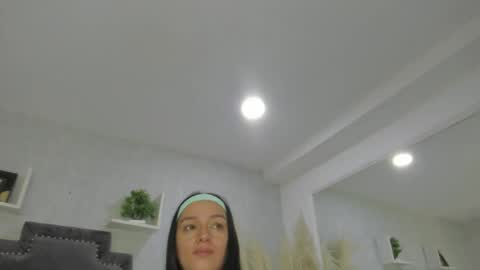 EmiliaRose online show from 04-04-26, 09:12