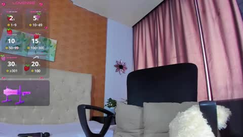 Snapshot of emilie_james chatting on 02-23-25, 05:50 Emilie James online show from 02-23-25, 05:50