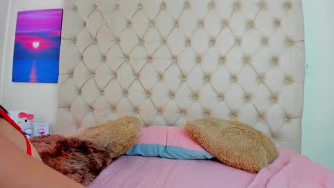 emilieandblake online show from 01-05-25, 02:52