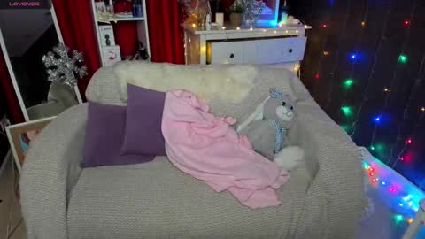 Emiliya online show from 01-07-25, 01:17