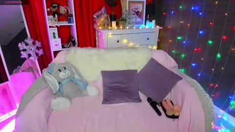 Emiliya online show from 01-08-25, 04:02