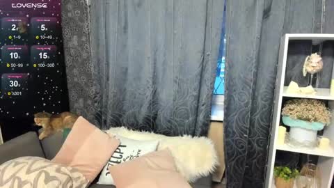 Emiliya online show from 01-28-25, 02:11