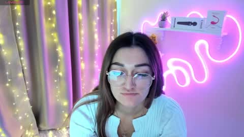 Emiliya online show from 03-12-25, 08:51